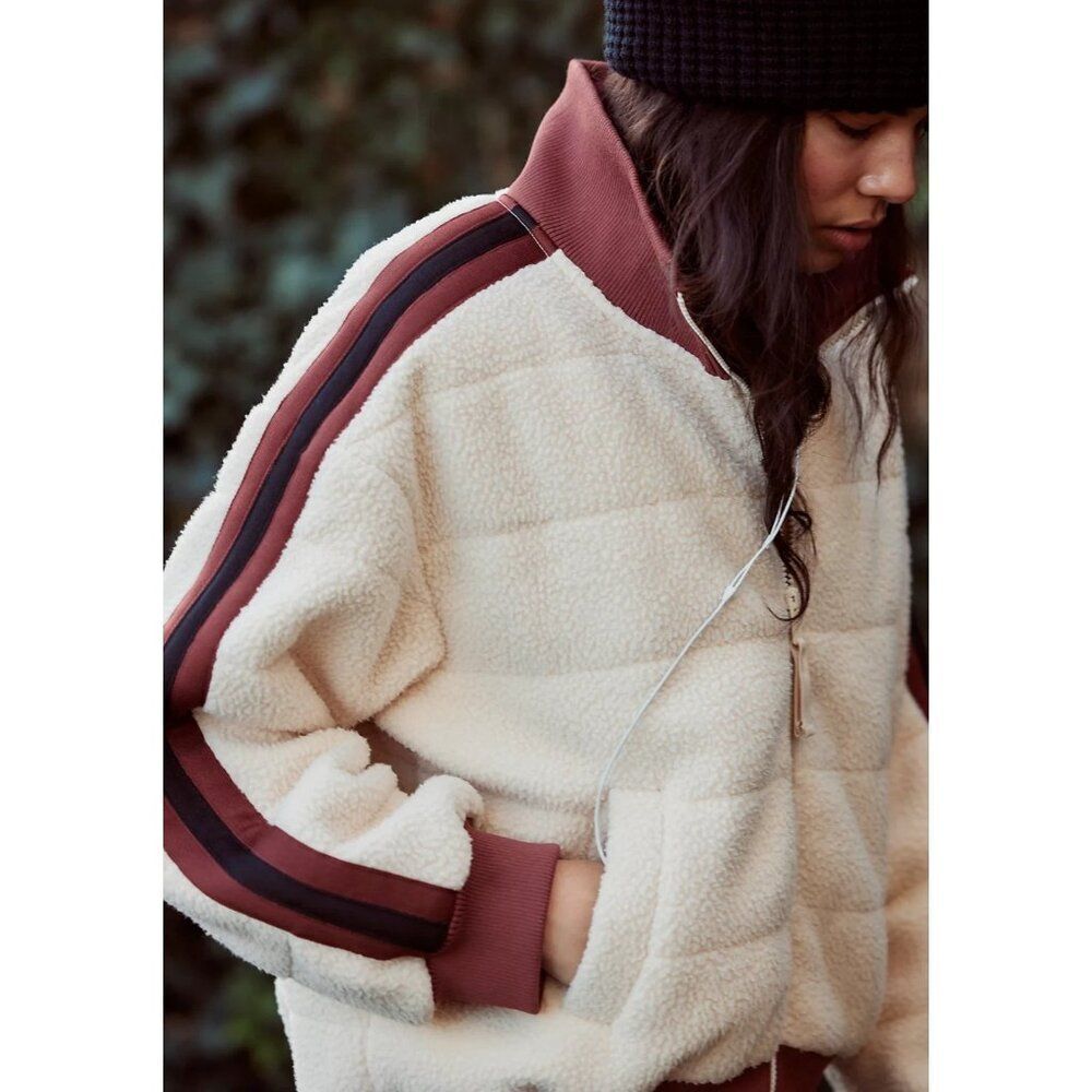 NEW Free People FP Movement‎ Fleecy Sherpa Scrunchy Pippa Jacket Size XS